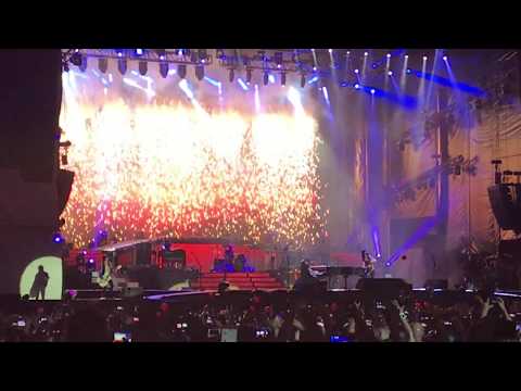 NOVEMBER RAIN - GUNS N' ROSES (Rock in Rio 2017) - FULL HD