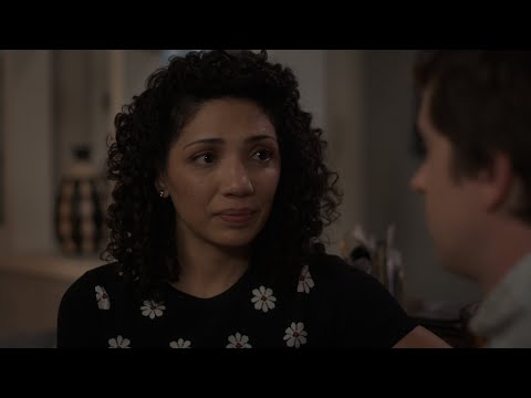 Carly Explains the Importance of Holding Hands - The Good Doctor