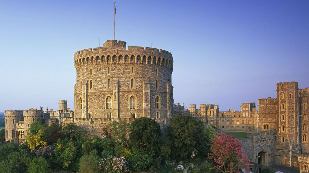 Windsor Castle: A Royal Year