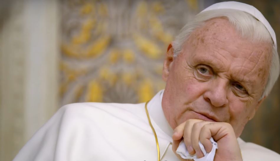 Dois Papas traz Anthony Hopkins na pele de Bento XVI