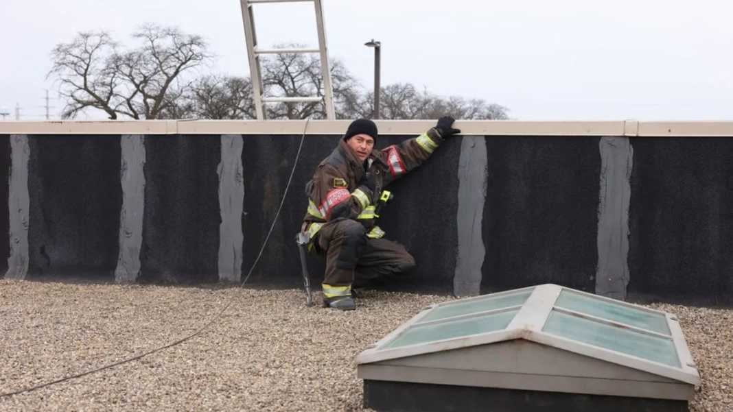 Chicago Fire 10x19 data assistir online