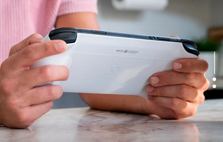 Novo portátil de jogos da Logitech vazou, confira! 2 Novo portátil de jogos da Logitech vazou, confira!