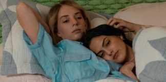 Camila Mendes e Maya Hawke Justiceiras Netflix filme