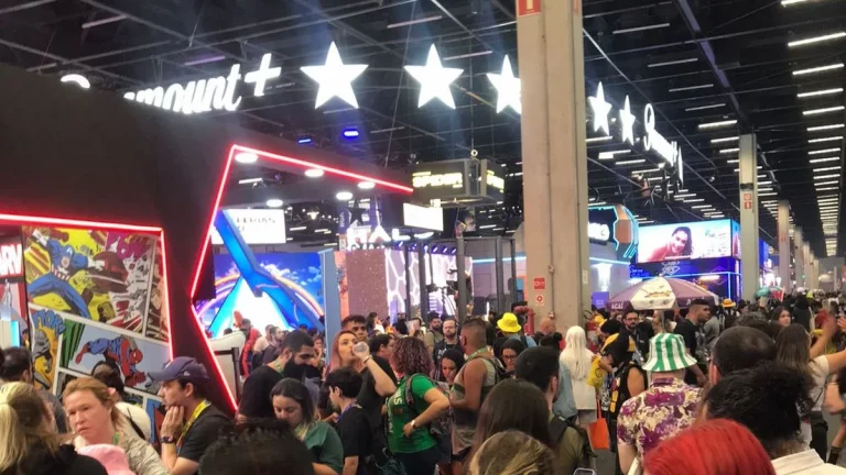 Último dia de CCXP23: painel de Aquaman 2, final no CBOLÃO e mais