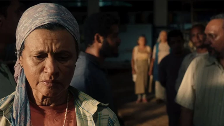 Onde assistir Propriedade, de Daniel Bandeira