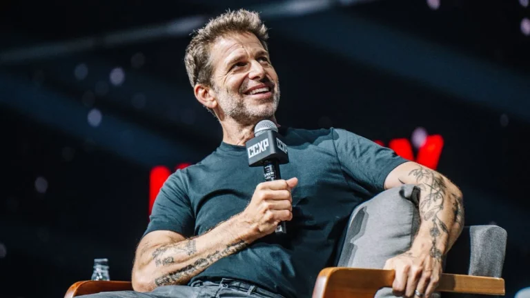 Zack Snyder anima Painel da Netflix na CCXP23