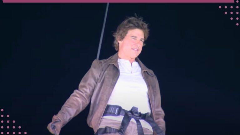 Tom Cruise faz descida de tirolesa no encerramento das Olimpíadas 2024