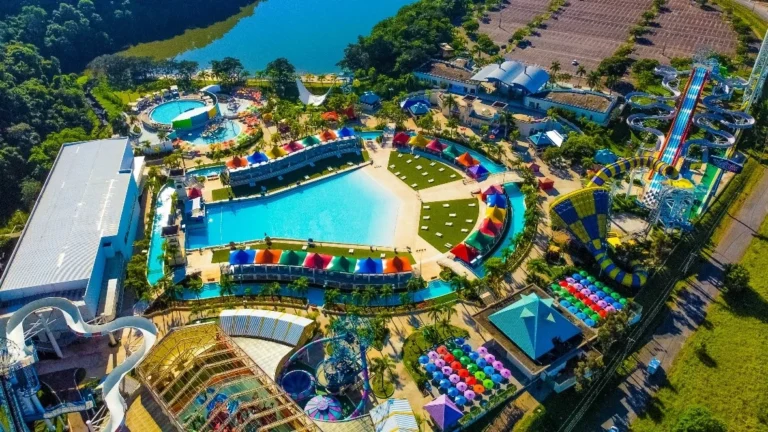 Wet’n Wild celebra sucesso das Águas Abertas com programação especial para o Carnaval
