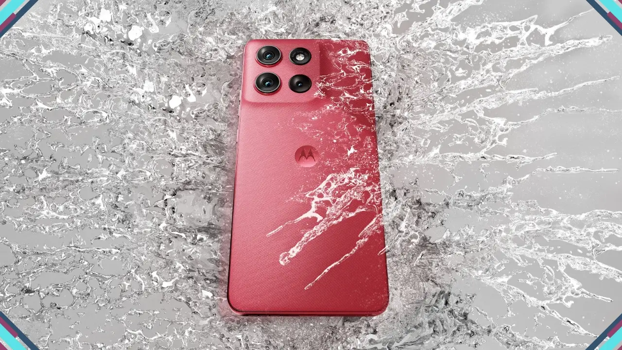 Moto G86 traz tela pOLED 1.5K, resistência IP69 e câmera com sensor Sony — um intermediário que testa os limites da categoria.