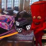 Fachada do Edifício Rolim iluminada para o evento de Halloween da Fini em São Paulo.