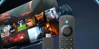 Imagem do Fire TV Stick 4K em frente a uma TV mostrando jogos, destacando uso com Xbox Cloud Gaming