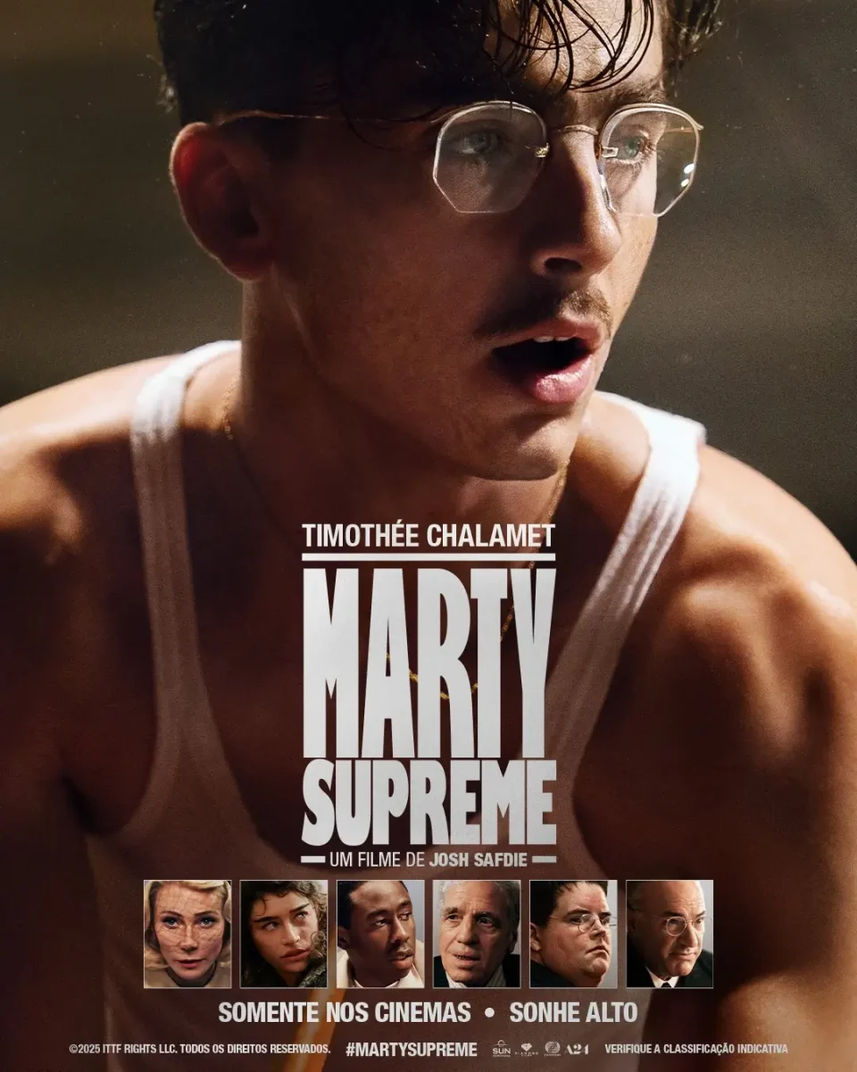 Banner promocional da CCXP25 com Timothée Chalamet divulgando o filme Marty Supreme, painel e entrevista em São Paulo, 5 de dezembro.