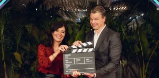 Greg Peters, co-CEO da Netflix, e Elisabetta Zenatti