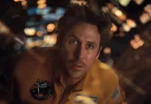 Ryan Gosling em cena de Devoradores de Estrelas ao lado da criatura alienígena em nave espacial