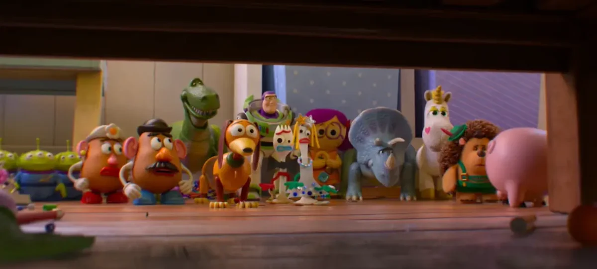 Personagens reunidos no trailer dublado de Toy Story 5