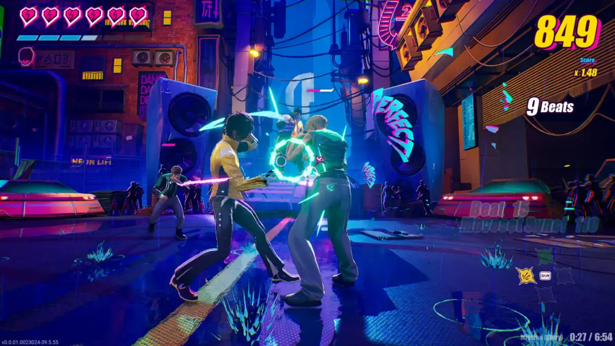  Charlie Disco aplicando golpe em inimigo em cenário urbano neon com contador de beats e pontuação na tela em Dead as Disco