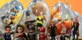 Estande do Grupo Lider na APAS Show com produtos da Fandom Box e brinquedos licenciados expostos para varejistas