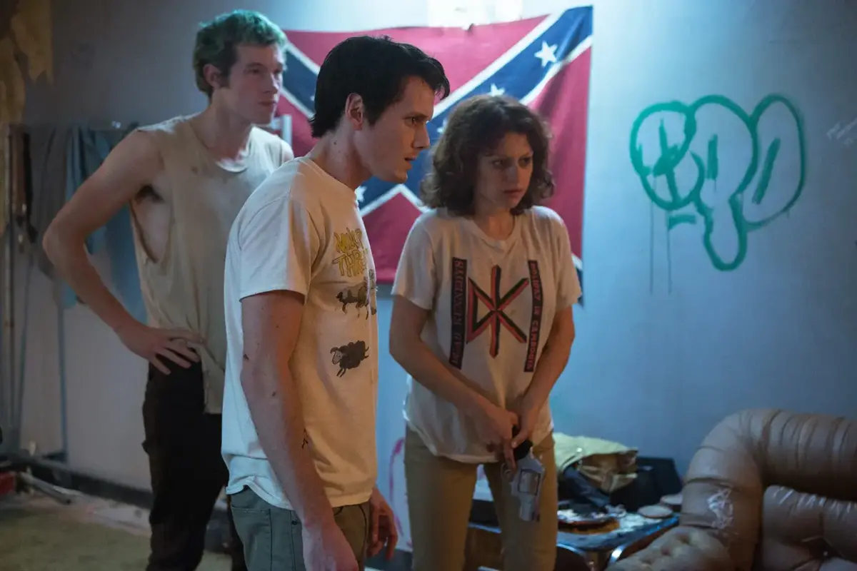 Anton Yelchin: 10 anos sem o eterno Pavel Chekov de Star Trek 3 Cena do filme Green Room com Anton Yelchin