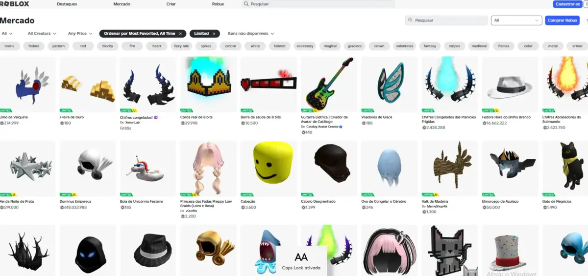 A dependência das pessoas em servidores de voz do Roblox 3 Mercado do Roblox para Robux, skins, passes de jogo ou presentes virtual.