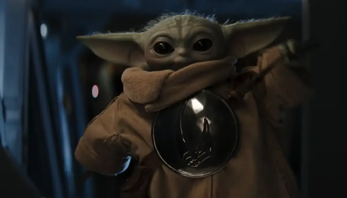 O Mandaloriano e Grogu: filme chega ao Disney+ em setembro 1 Personagem Grogu em cena interessante n filme O Mandaloriano e Grogu