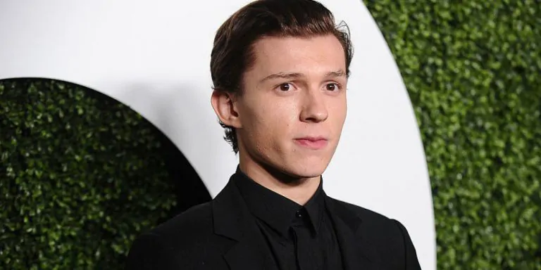 Vingadores – Guerra Infinita: Tom Holland “vaza” poster do filme