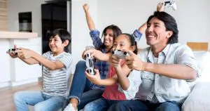 O videogame e suas influências no desenvolvimento dos jovens - parte 1 5 Videogame Família diversidade