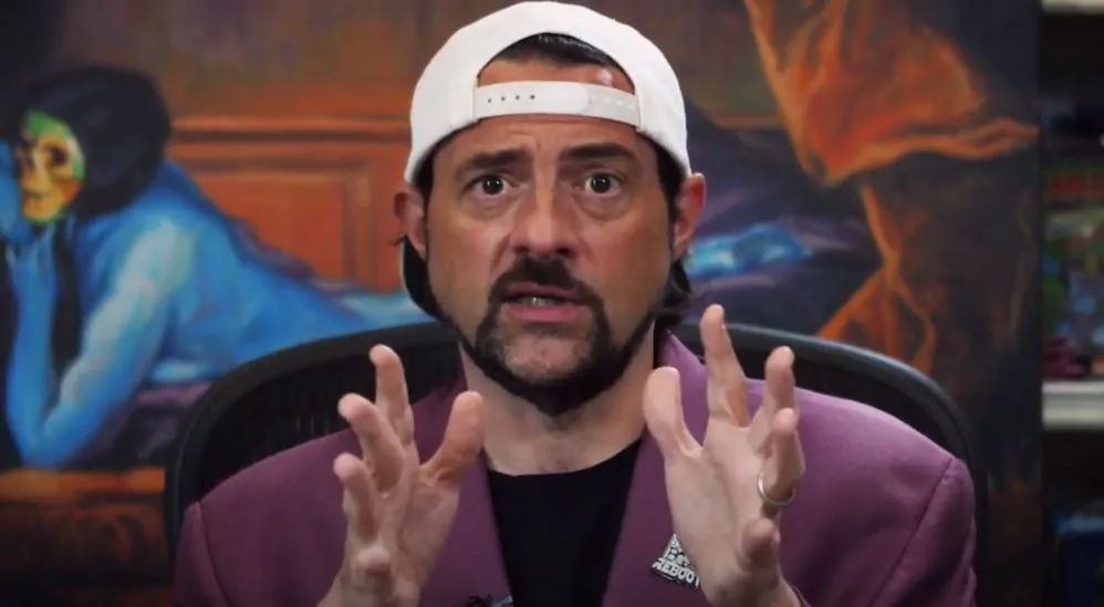 Kevin Smith surpreende e aparece em evento digital de games