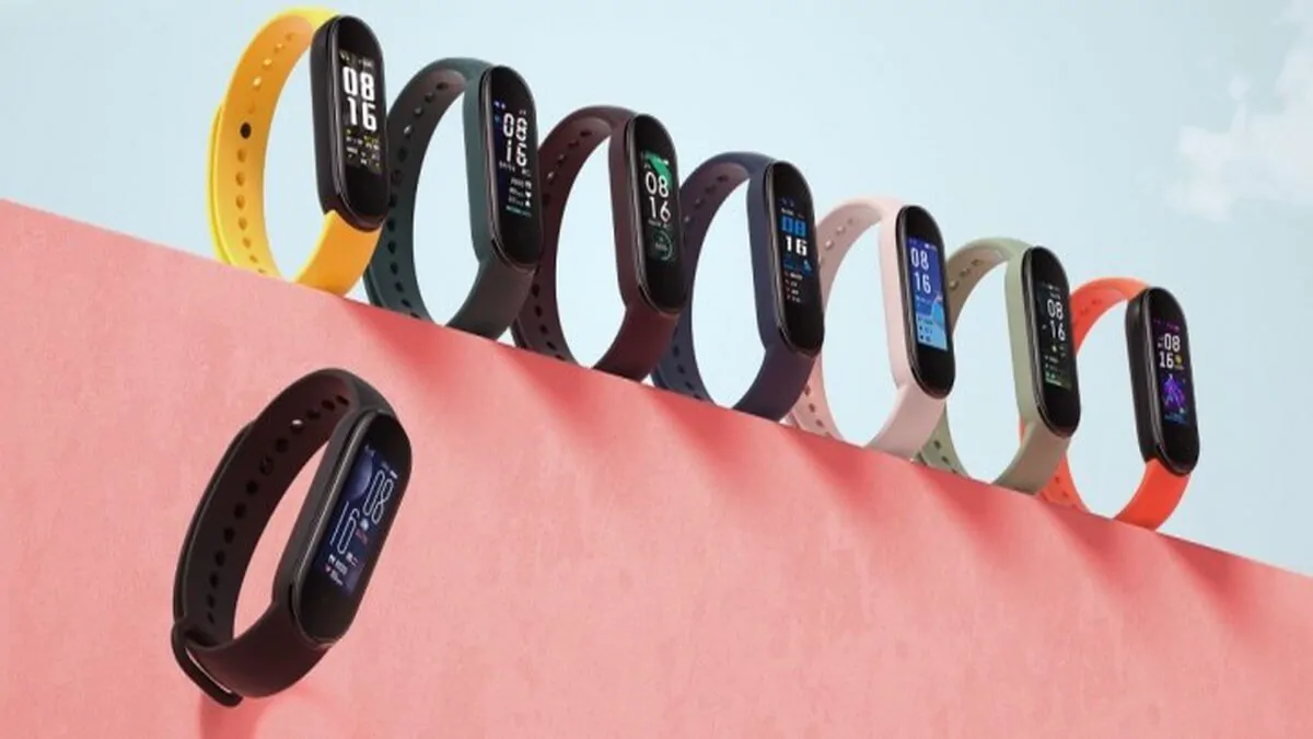 Xiaomi Mi Band 5 estréia com tela maior e carregador magnético