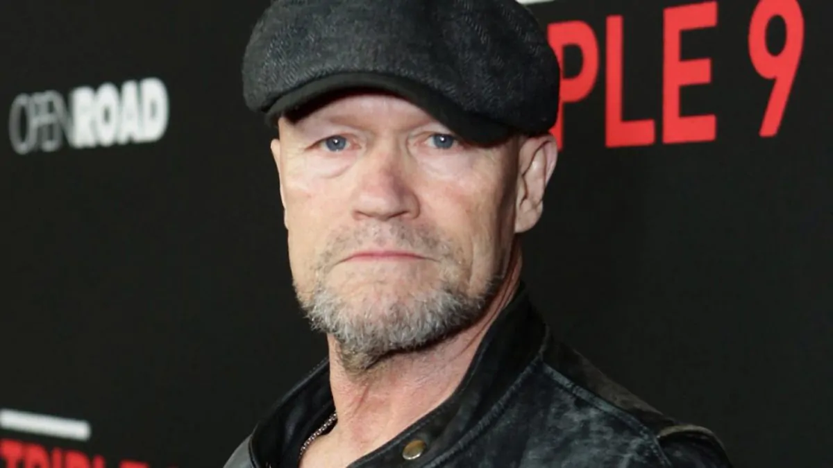 Michael Rooker tem papel revelado em 