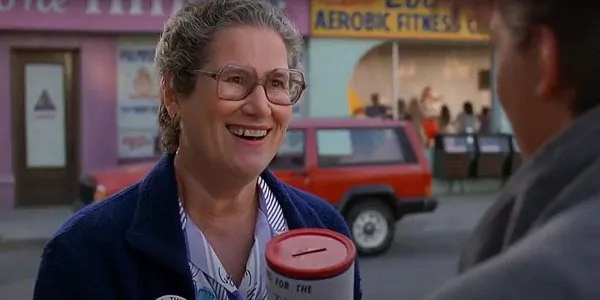 Morre a atriz Elsa Raven, famosa por aparições em De Volta para o Futuro e Titanic 1 elsa raven morte 1