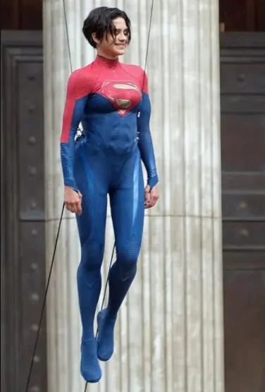 Traje da Supergirl