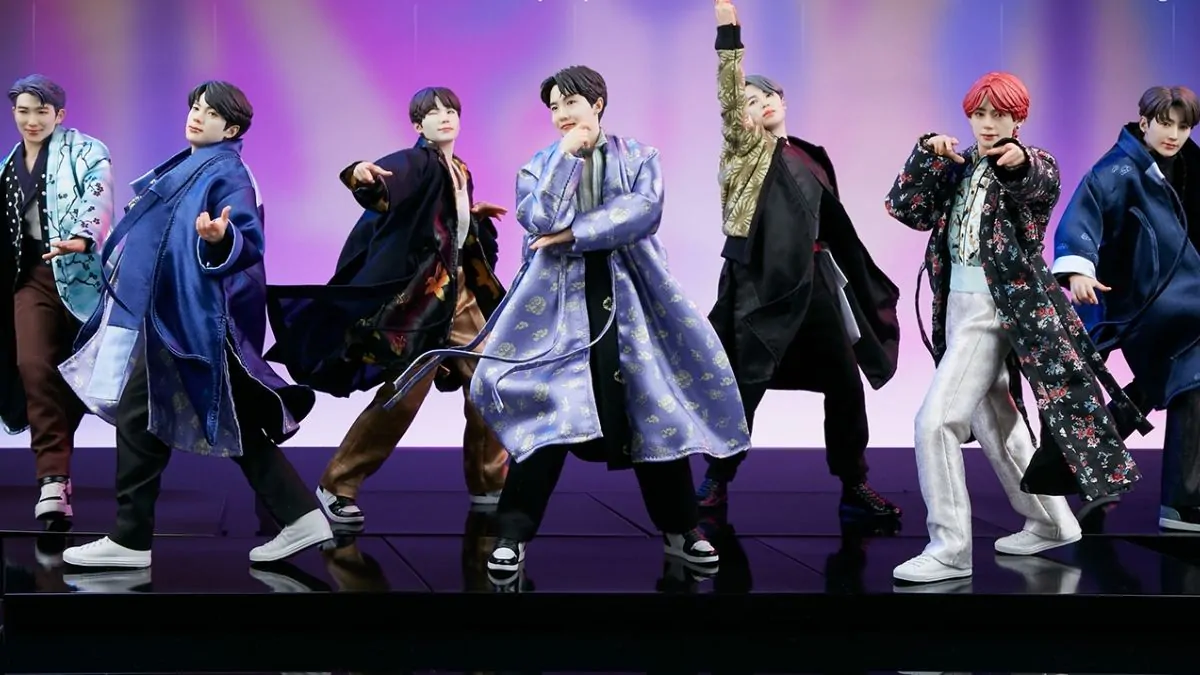 BTS ganha colecionáveis inspirados na performance de IDOL; pela SideShow
