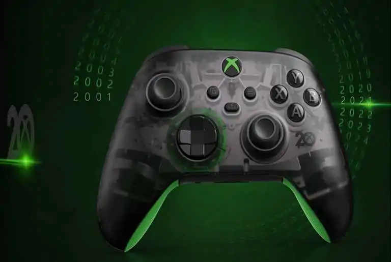 Controle de Xbox edição comemorativa de 20 anos, com estoque disponível Controle de Xbox edição comemorativa de 20 anos, com estoque disponível