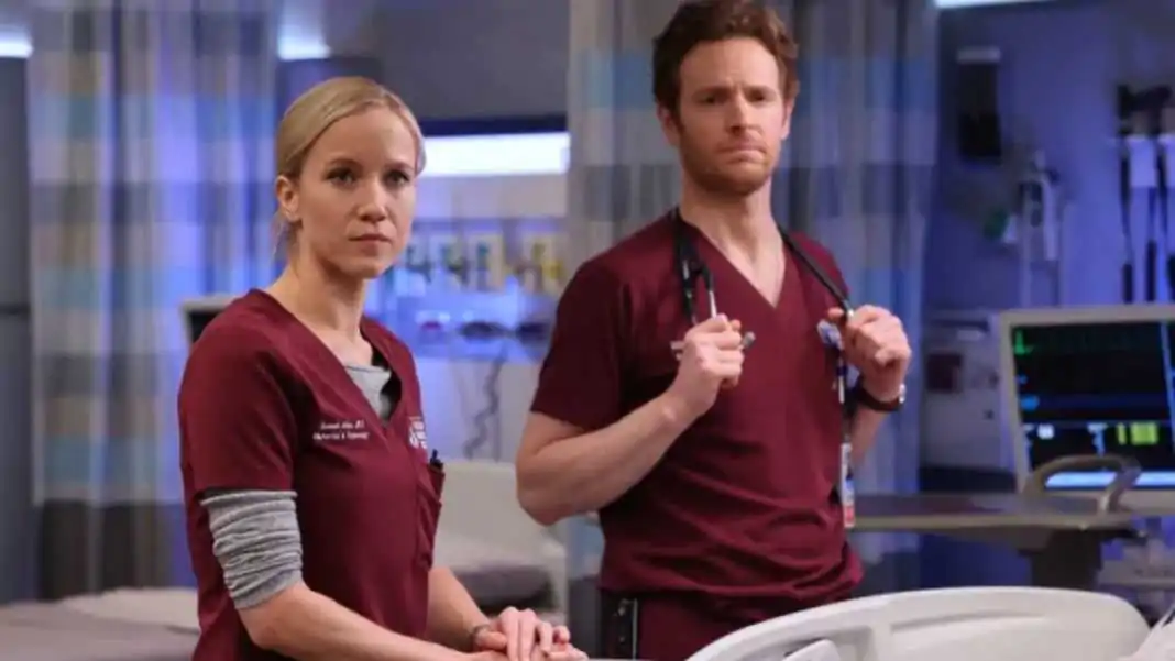 Chicago Med 7x22 data assistir online