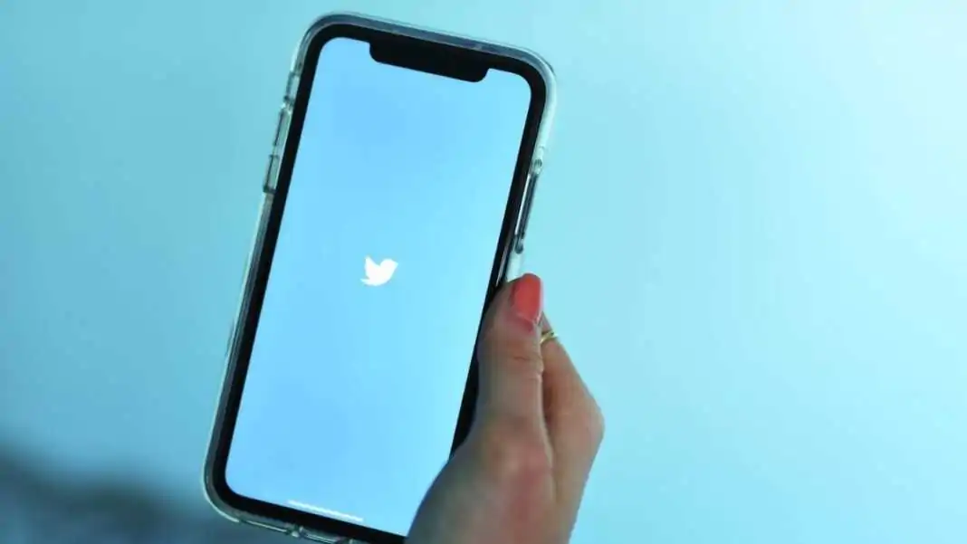 Twitter fechando sozinho travando bugado