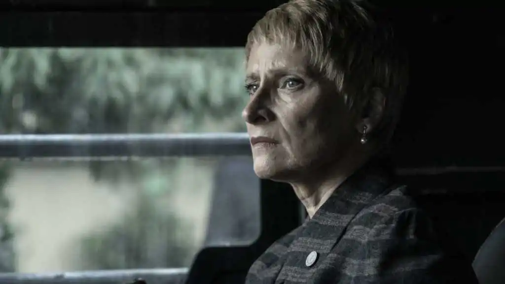 The Walking Dead 11x24: Como o final foi diferente dos quadrinhos? 4 pamela milton the walking dead
