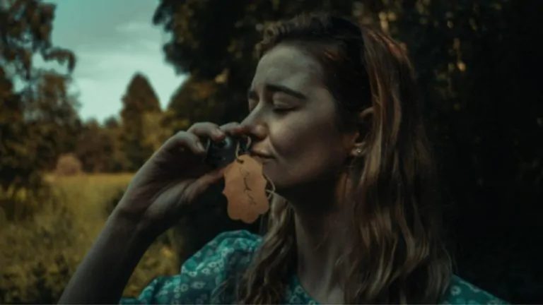 Saiba Onde assistir Alice no País das Trevas
