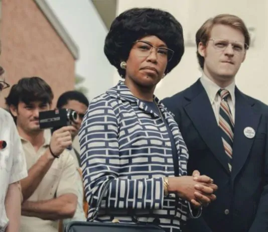 O filme Shirley para Presidente, com Regina King, chegou no streaming da Netflix