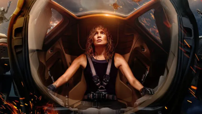 O filme Atlas, com Jennifer Lopez, chegou na Netflix